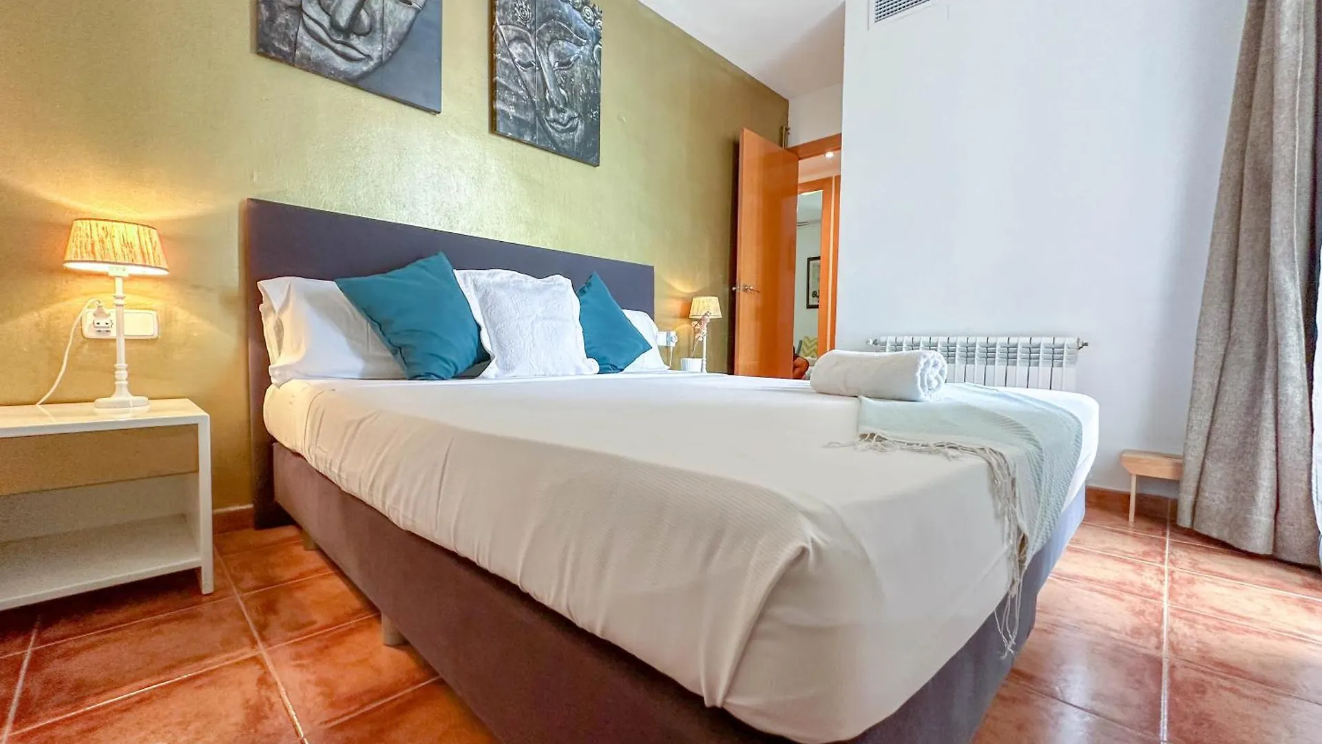Apartment Sira House By Hello Homes Sitges Spain