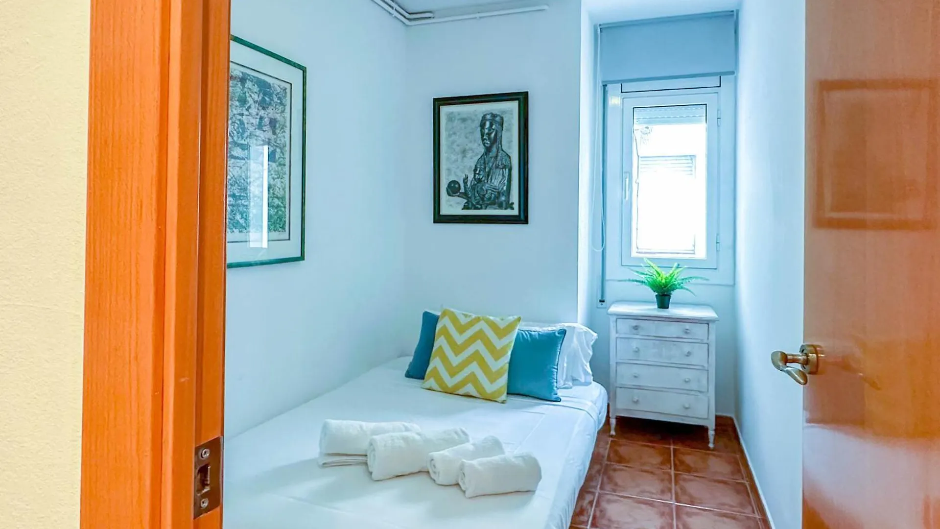 Apartment Sira House By Hello Homes Sitges Spain