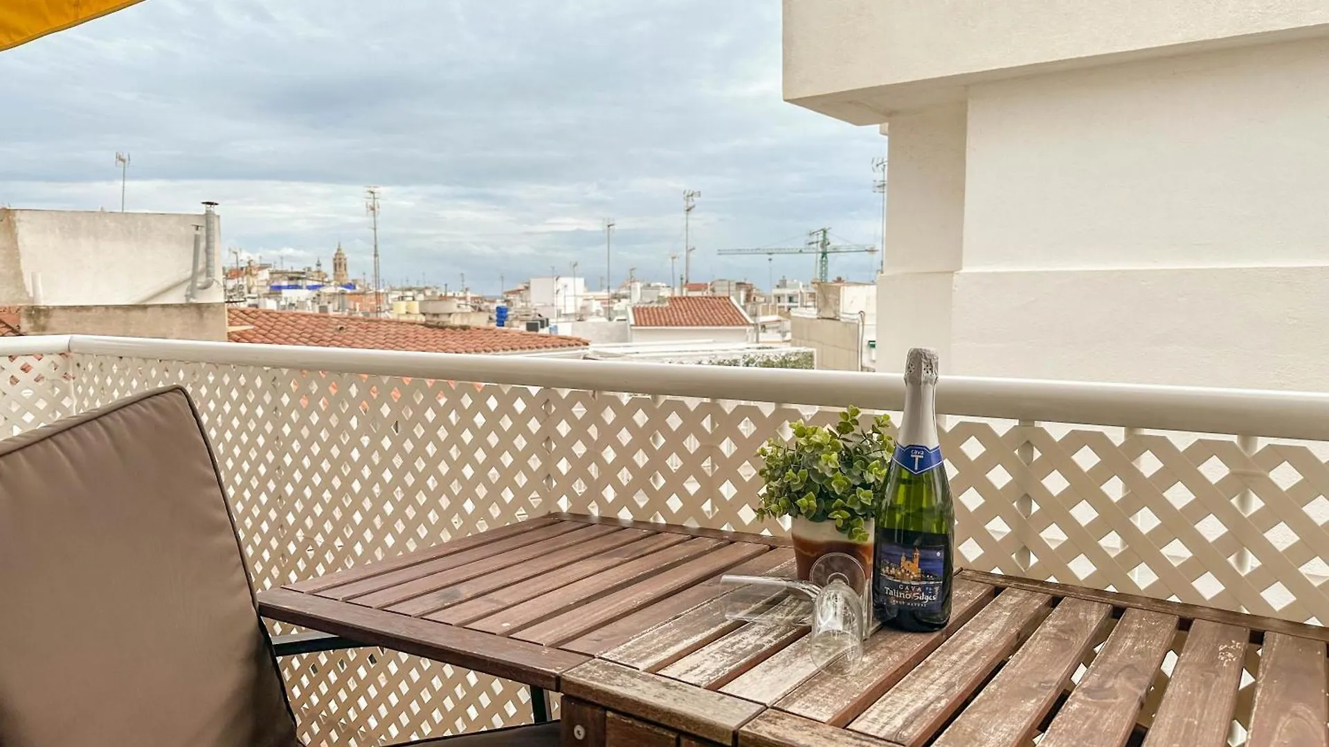 Apartment Sira House By Hello Homes Sitges