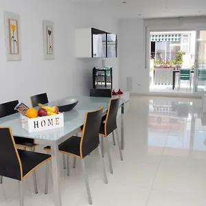 Montroig 3 Atico Apartment